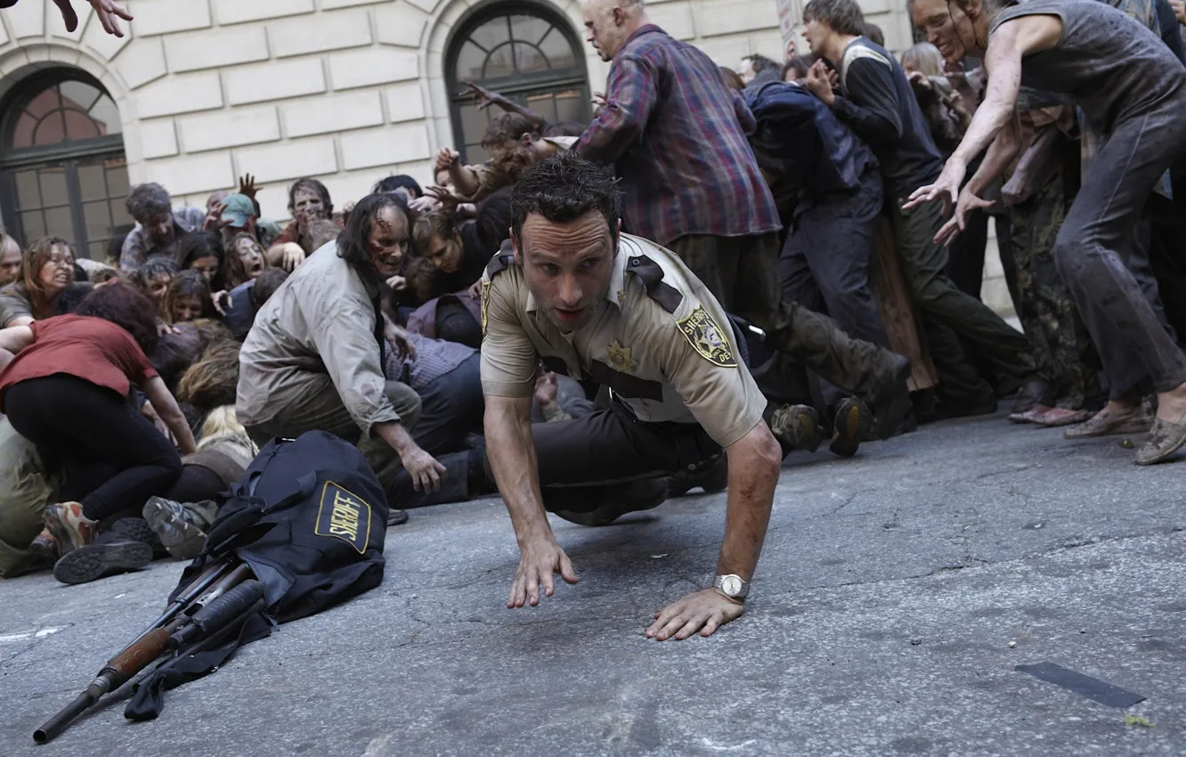Photo wallpaper the crowd, zombies, actor, zombie, the series, serial, The Walking Dead, Rick Grimes