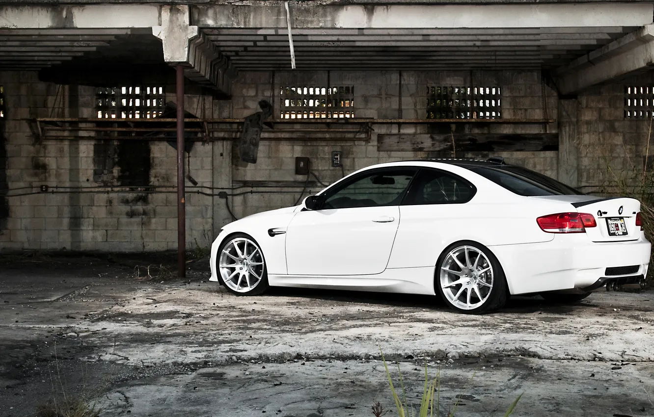 Photo wallpaper BMW, white, e92