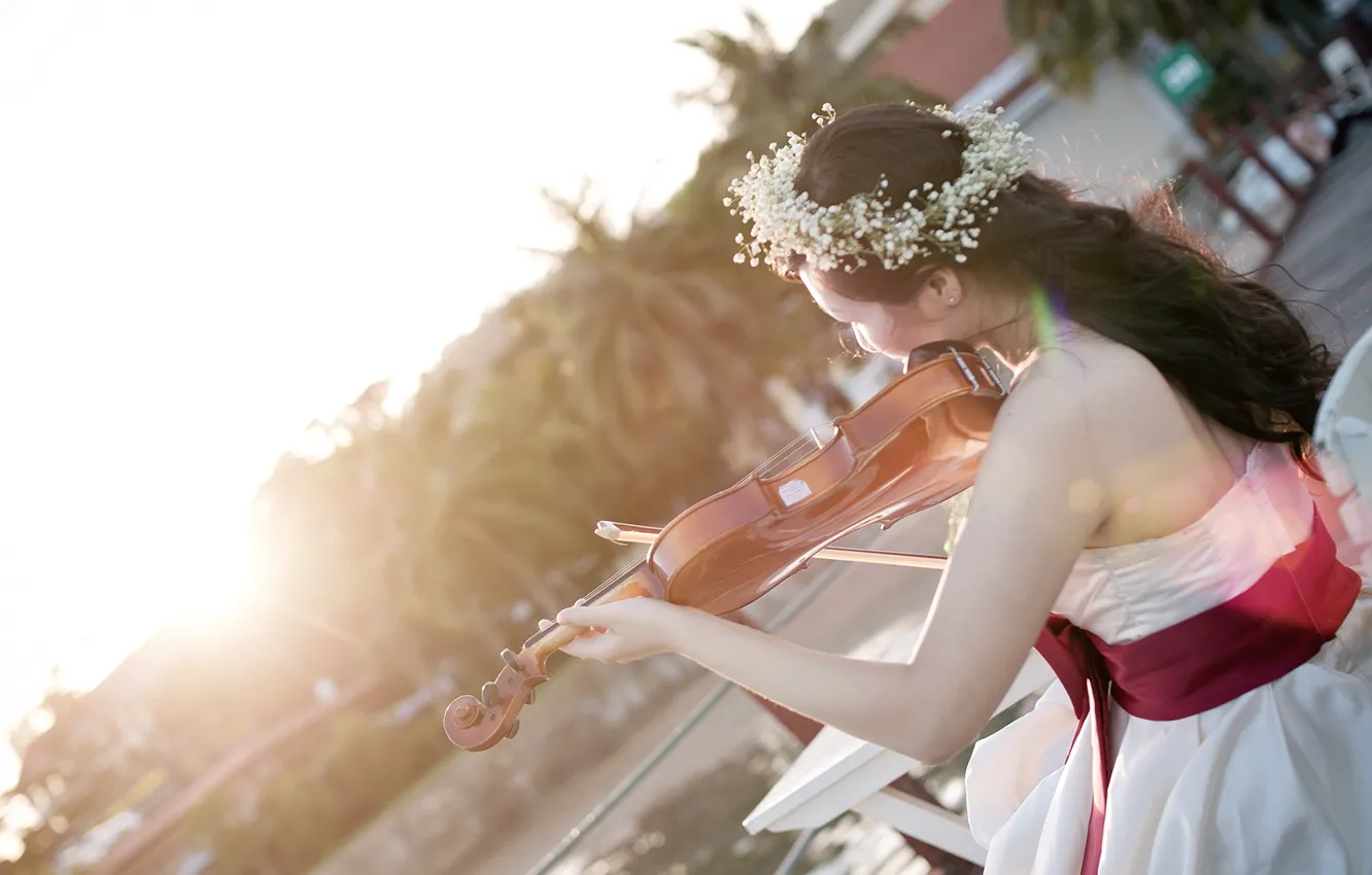 Photo wallpaper girl, music, violin, Asian