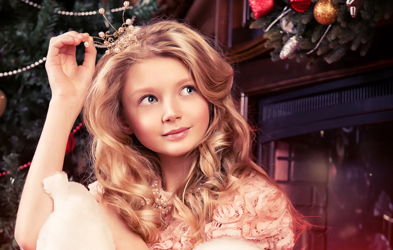 Photo wallpaper girl, toys, tale, crown, Christmas, fireplace, Princess