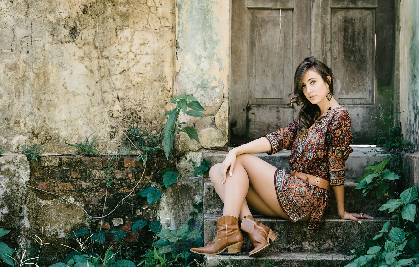 Photo wallpaper eyes, feet, hair, dress, the door, sexy, sexuality, dress