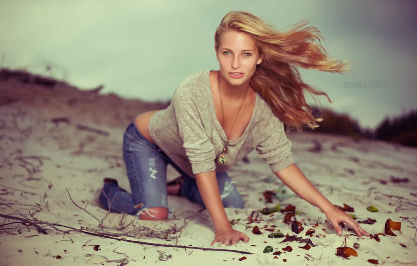 Photo wallpaper sand, girl, jeans, photographer, girl, photography, photographer, Brian Storey