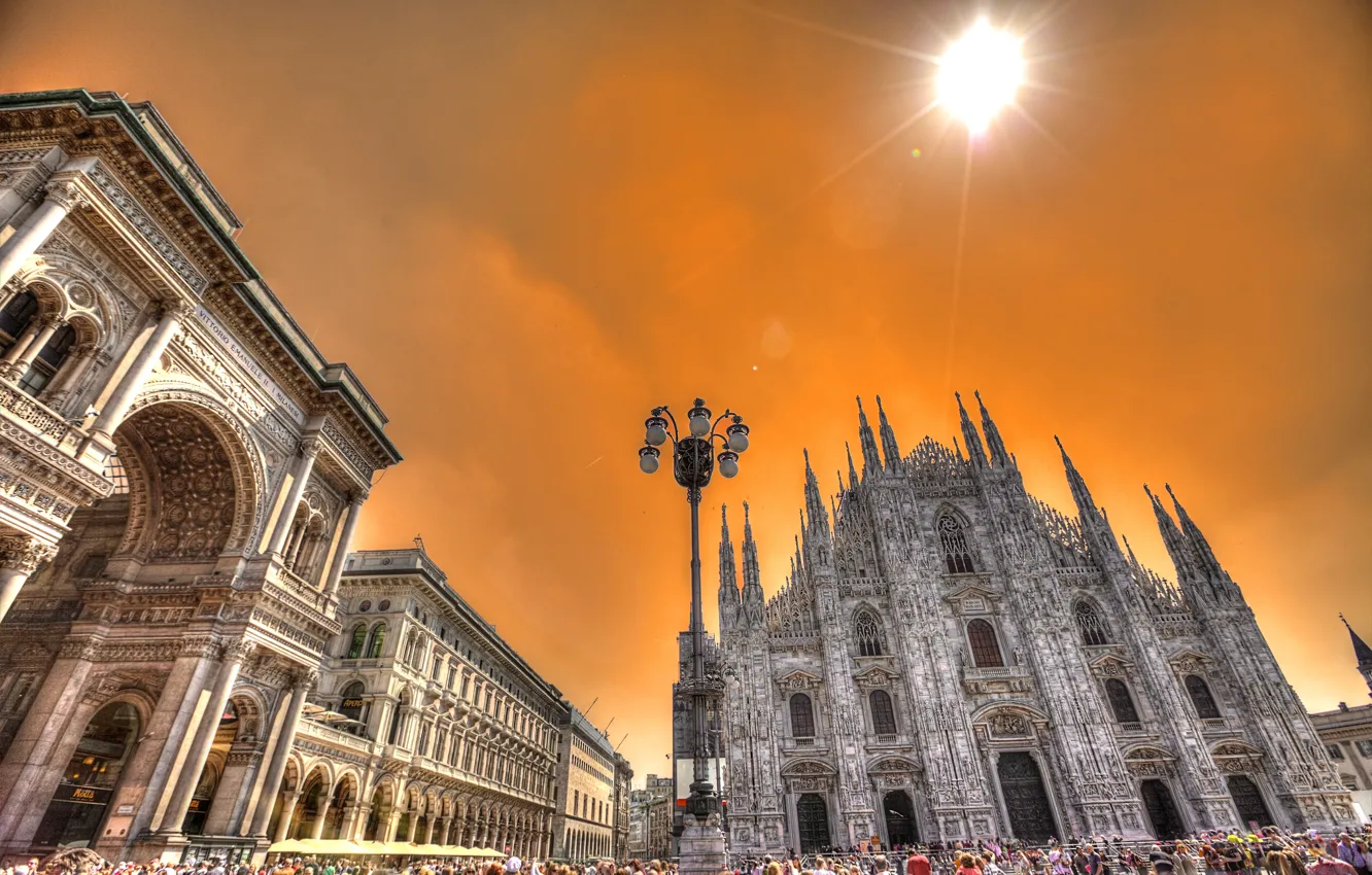 Photo wallpaper the sky, the sun, clouds, people, area, lights, Italy, Cathedral