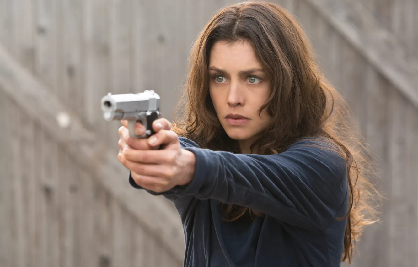 Photo wallpaper look, pose, weapons, Hitman: Agent 47, Hitman: Agent 47, Hannah Ware, Hannah Ware, Katia van …