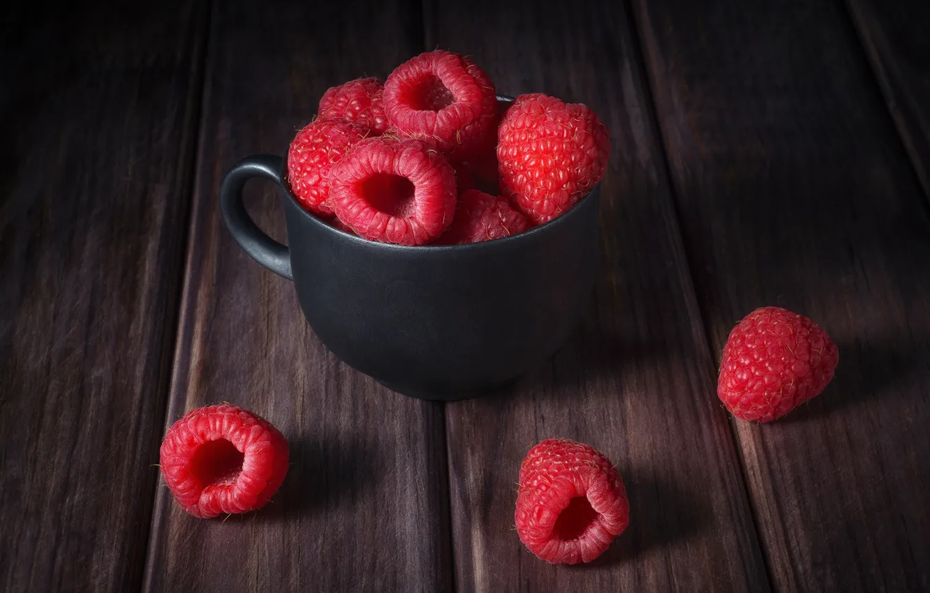 Photo wallpaper berries, raspberry, Board, mug, Maxim Chikunov