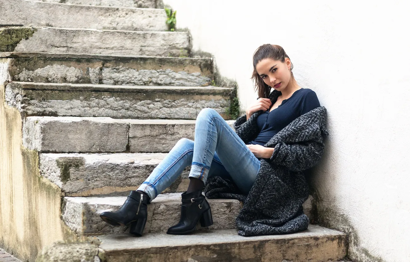 Photo wallpaper jeans, makeup, steps, legs, Yoann Savoy