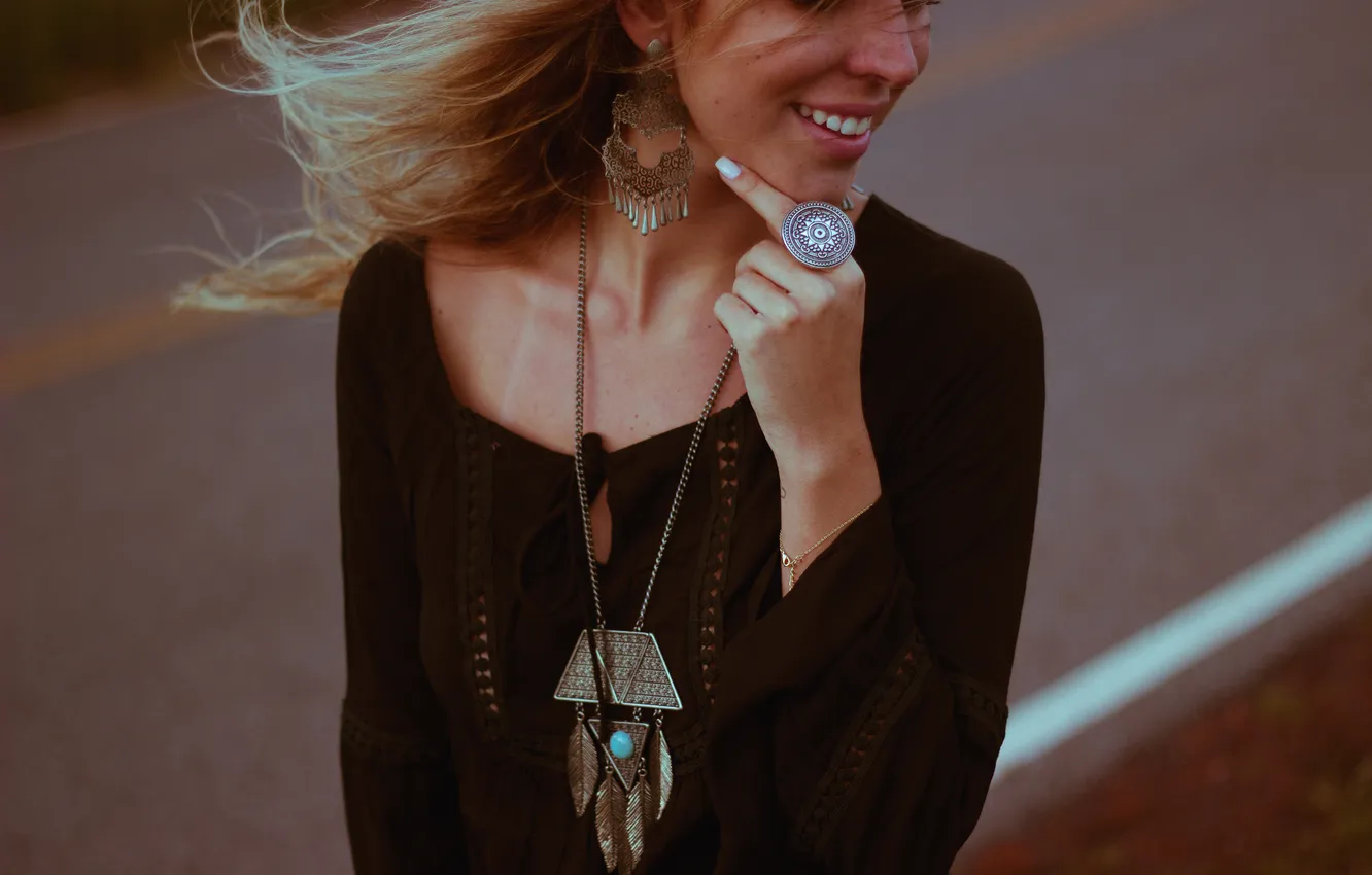 Photo wallpaper girl, ring, blonde, suspension, Gabriela De Freitas