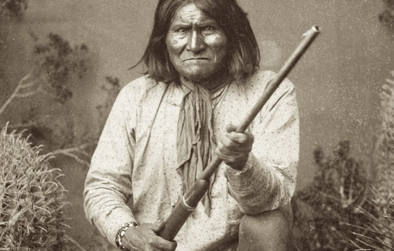 Photo wallpaper warrior, apache leader, Goyahkla, Geronimo