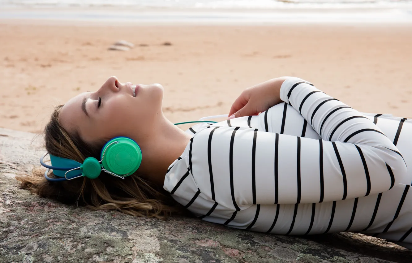 Photo wallpaper girl, Relax, headphones, mood