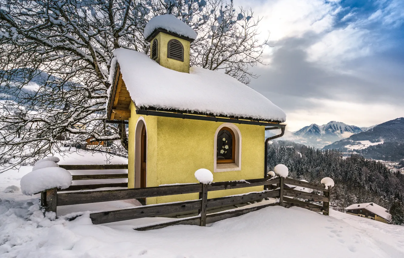 Photo wallpaper mountains, Austria, chapel