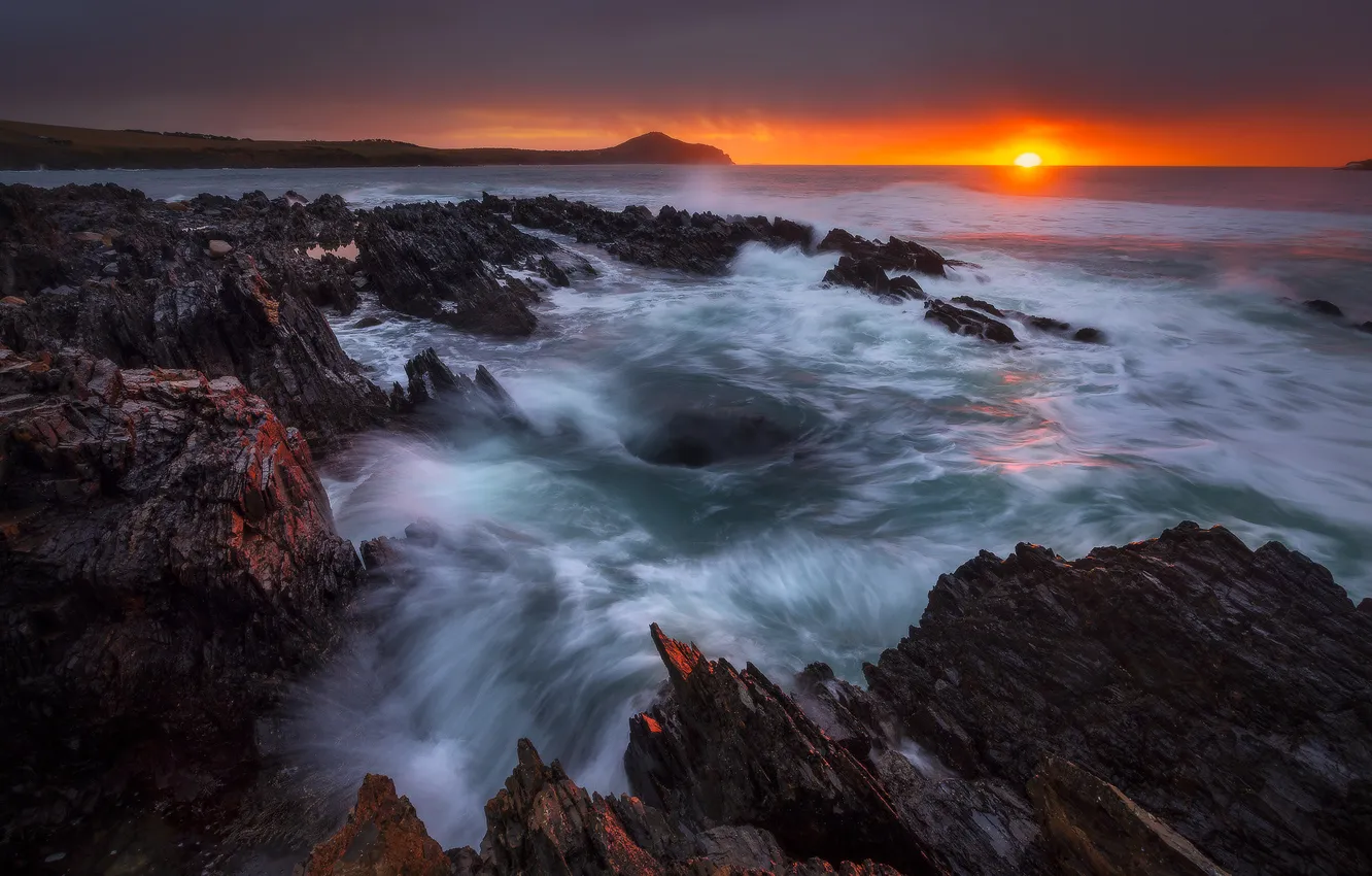 Photo wallpaper sea, wave, the sun, sunset, stones, rocks, shore, twilight