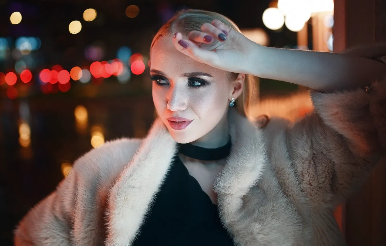 Photo wallpaper night, lights, pose, model, portrait, makeup, hairstyle, blonde