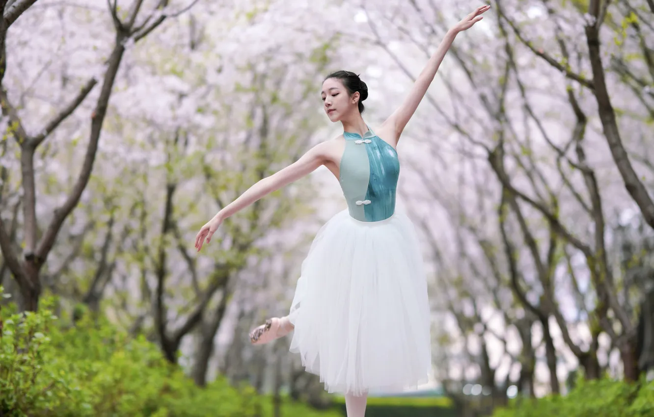 Photo wallpaper trees, woman, flowers, beautiful, model, street, pretty, dance