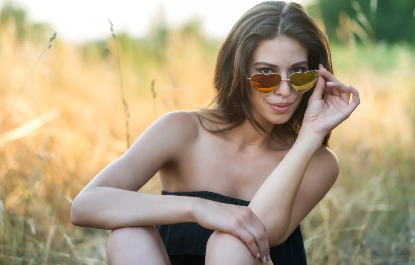 Photo wallpaper summer, girl, face, glasses