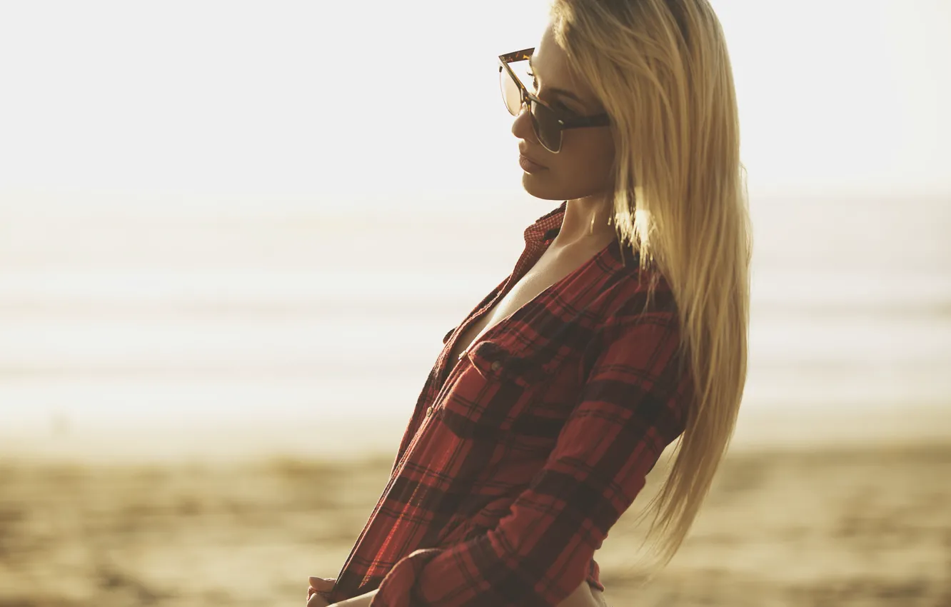 Photo wallpaper girl, beach, woman, model, mood, bokeh, blonde, glasses