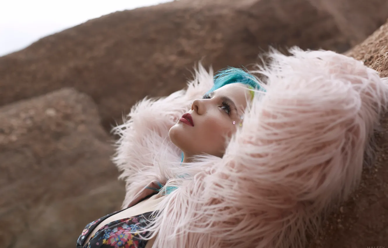 Photo wallpaper look, singer, Halsey