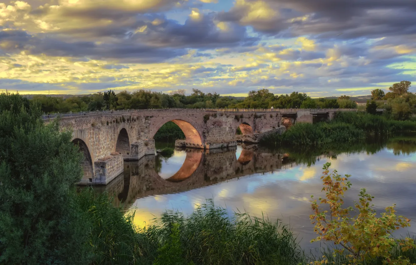 Photo wallpaper landscape, Roman bridge, arched, Merida, Puente Romano