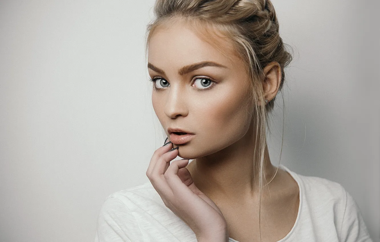 Photo wallpaper eyes, look, girl, face, beauty, blonde, beauty