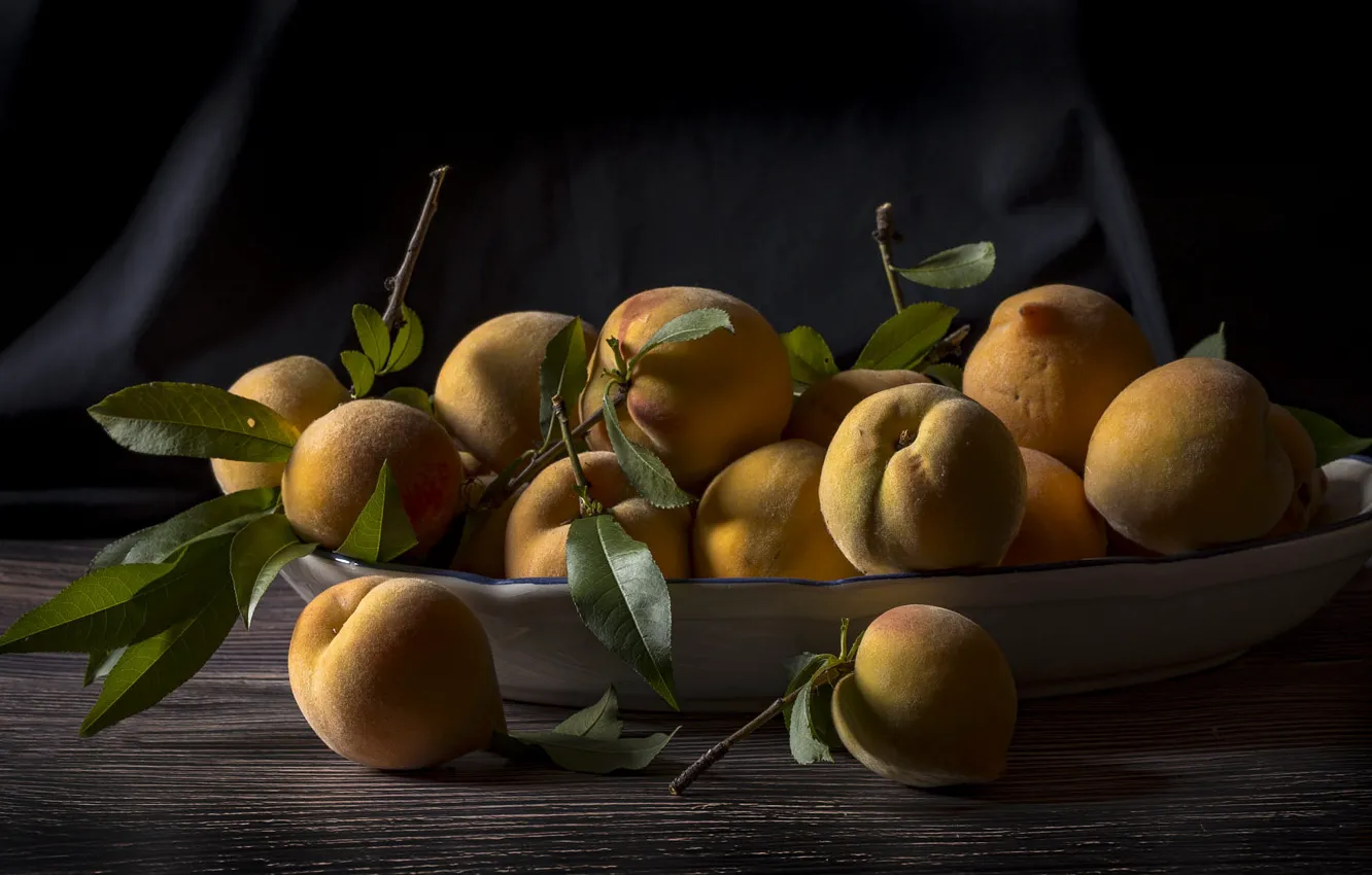 Photo wallpaper light, the dark background, Board, plate, fabric, fruit, still life, peaches