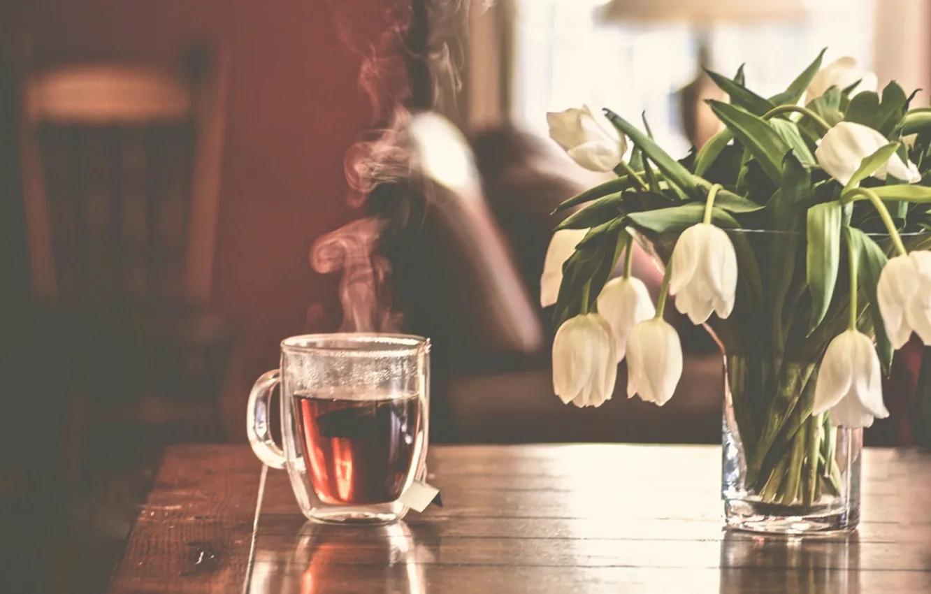 Photo wallpaper tea, bouquet, tulips