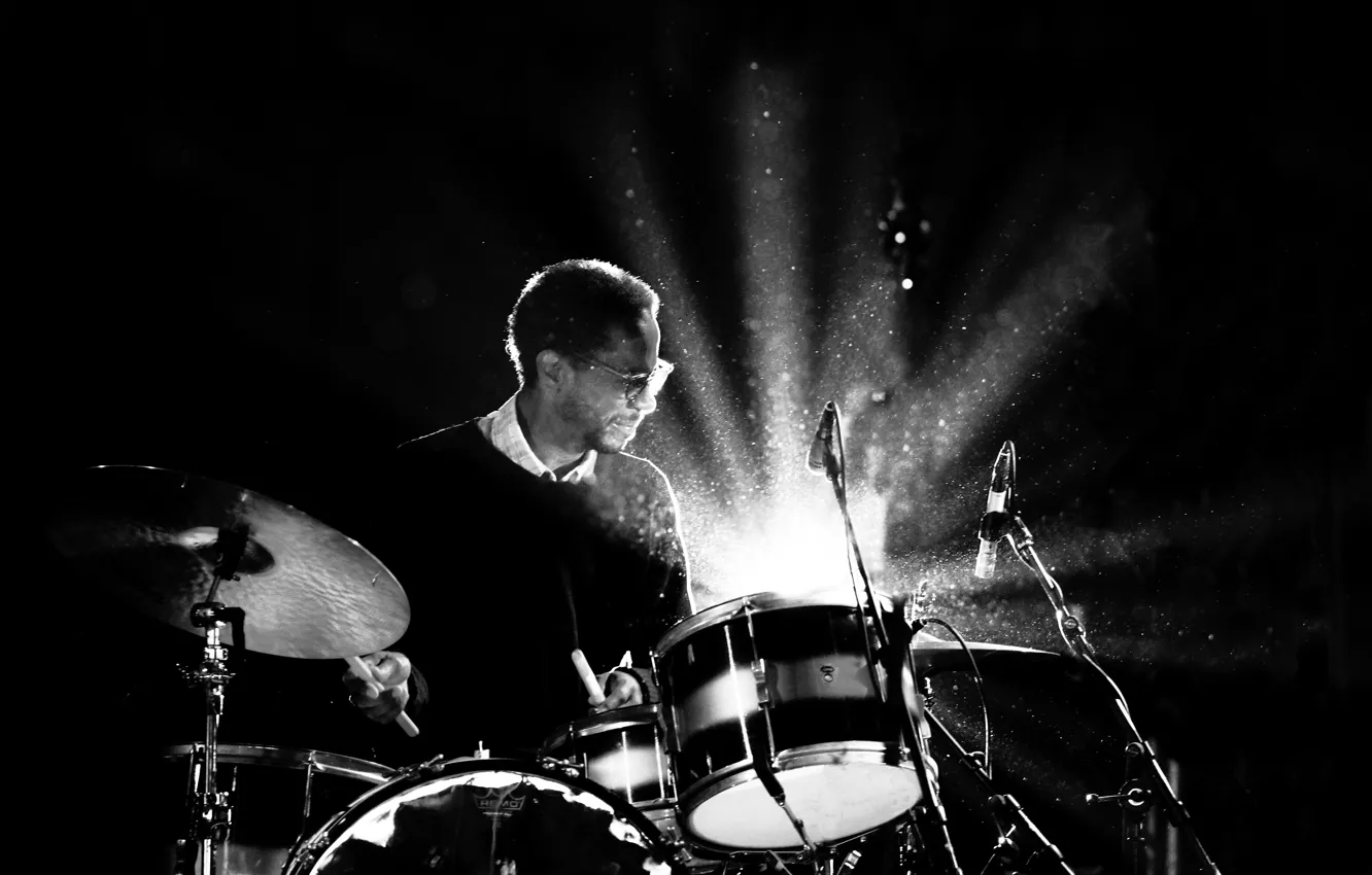 Photo wallpaper light, music, jazz, musician, drum, drummer, jazz musician