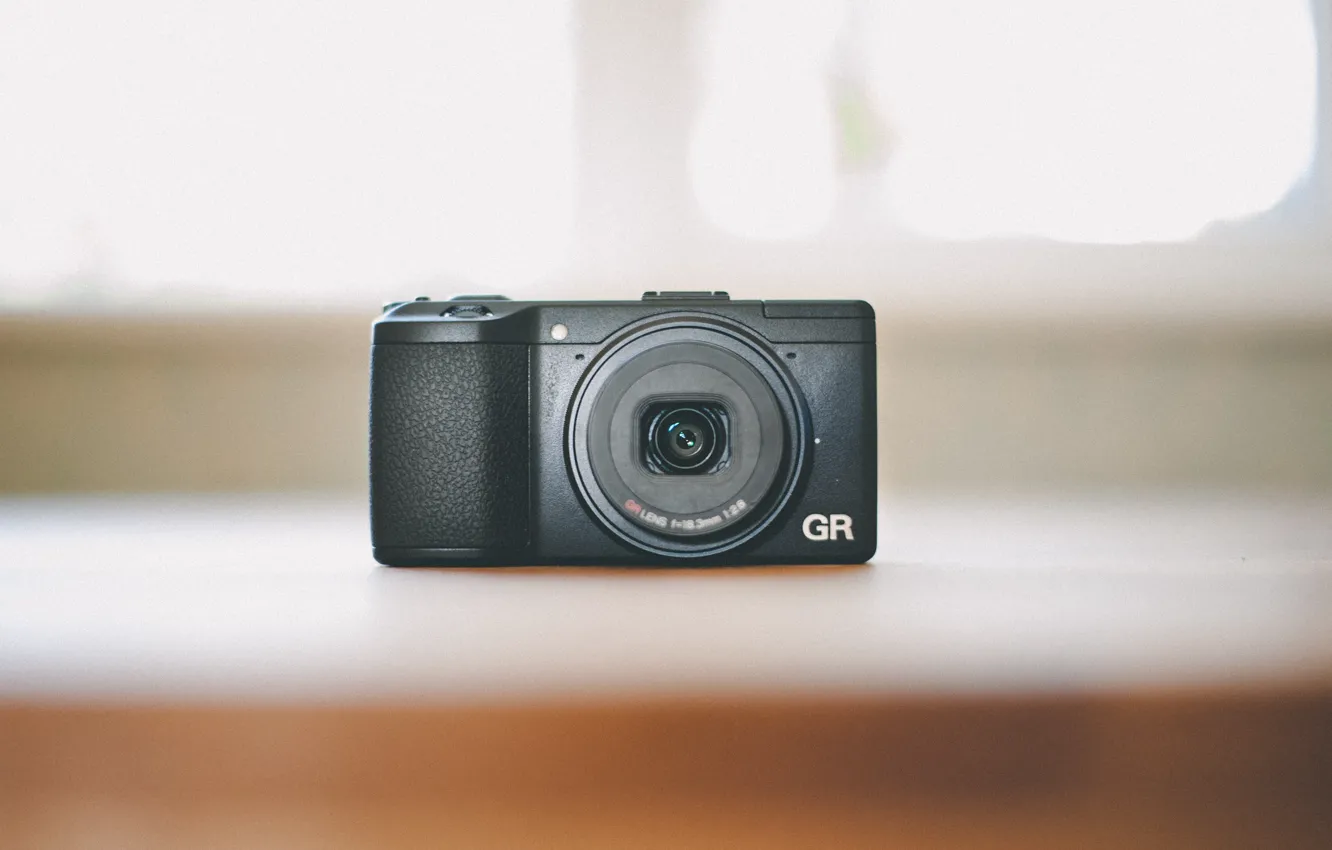 Photo wallpaper table, camera, window, lens, bokeh, sunlight, Ricoh GR