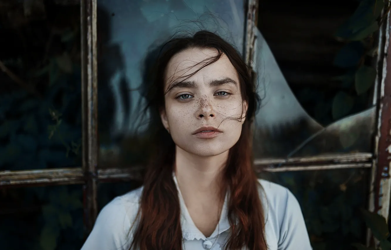 Photo wallpaper freckles, sponge, curls, Aleks Five