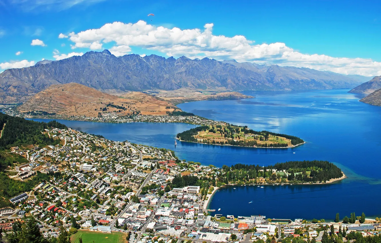Photo wallpaper clouds, mountains, the city, coast, home, New Zealand, panorama, Bay