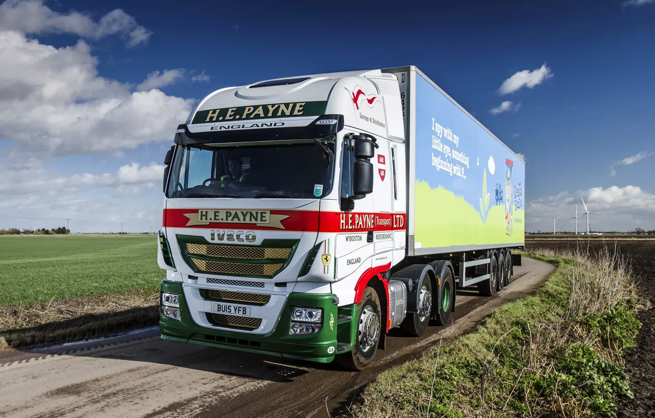Photo wallpaper field, the sky, truck, the truck, UK-spec, 2013, 6x2, Iveco
