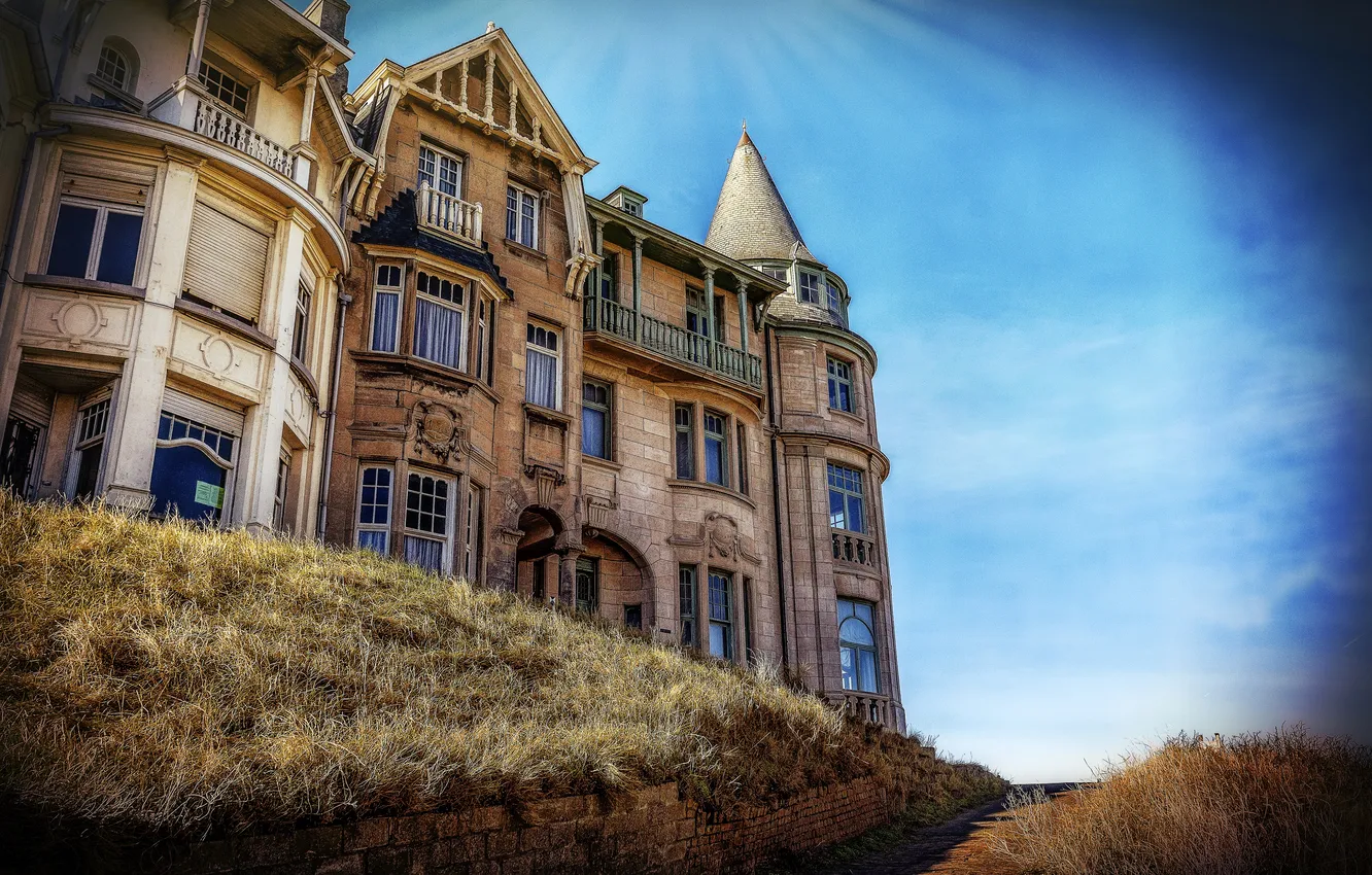 Photo wallpaper the sky, home, treatment, Belgium, the rays of the sun, estate, Saint-Idesbald