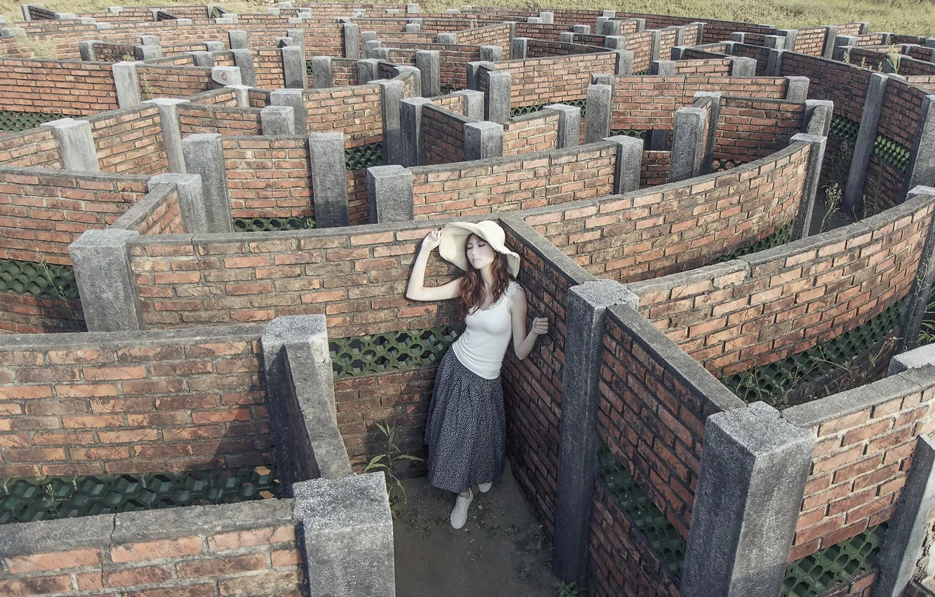 Photo wallpaper girl, maze, Asian
