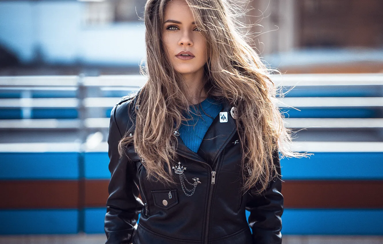 Photo wallpaper the sun, background, black, model, portrait, makeup, jacket, hairstyle