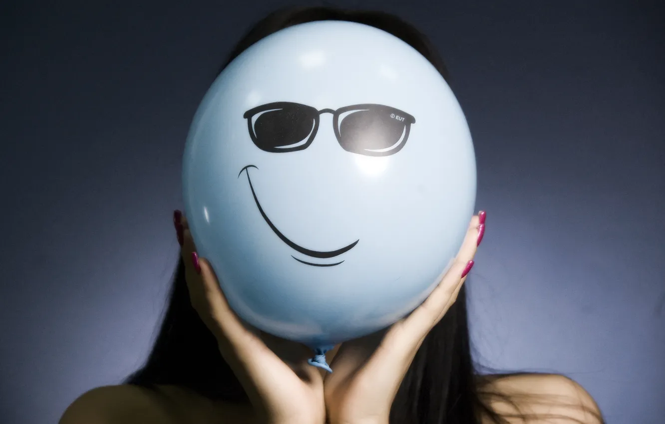 Photo wallpaper girl, smile, glasses, a balloon