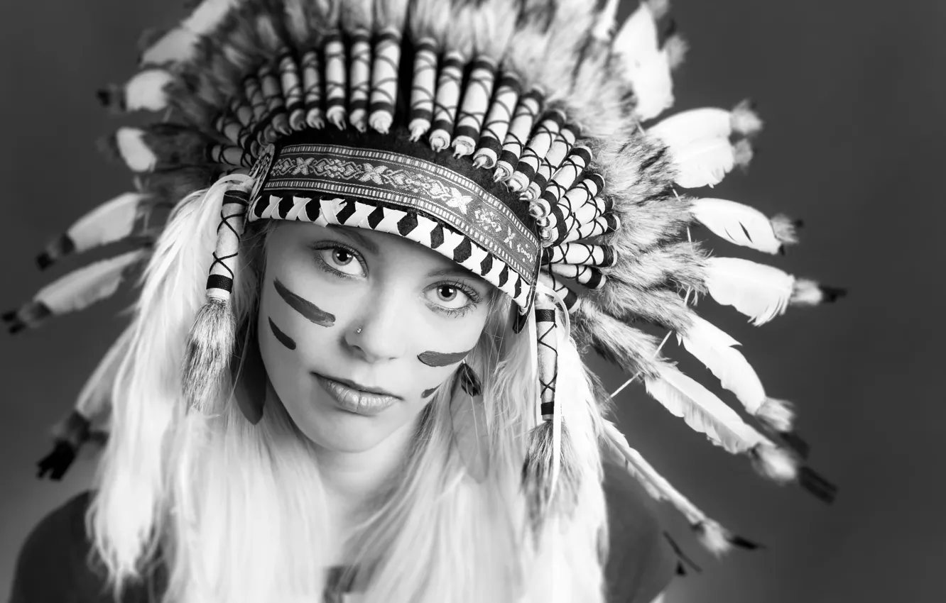 Photo wallpaper eyes, look, girl, face, feathers, black and white, headdress