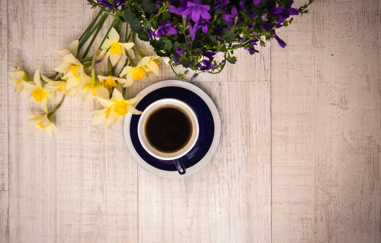 Photo wallpaper flowers, coffee, drink, flowers, daffodils, coffee