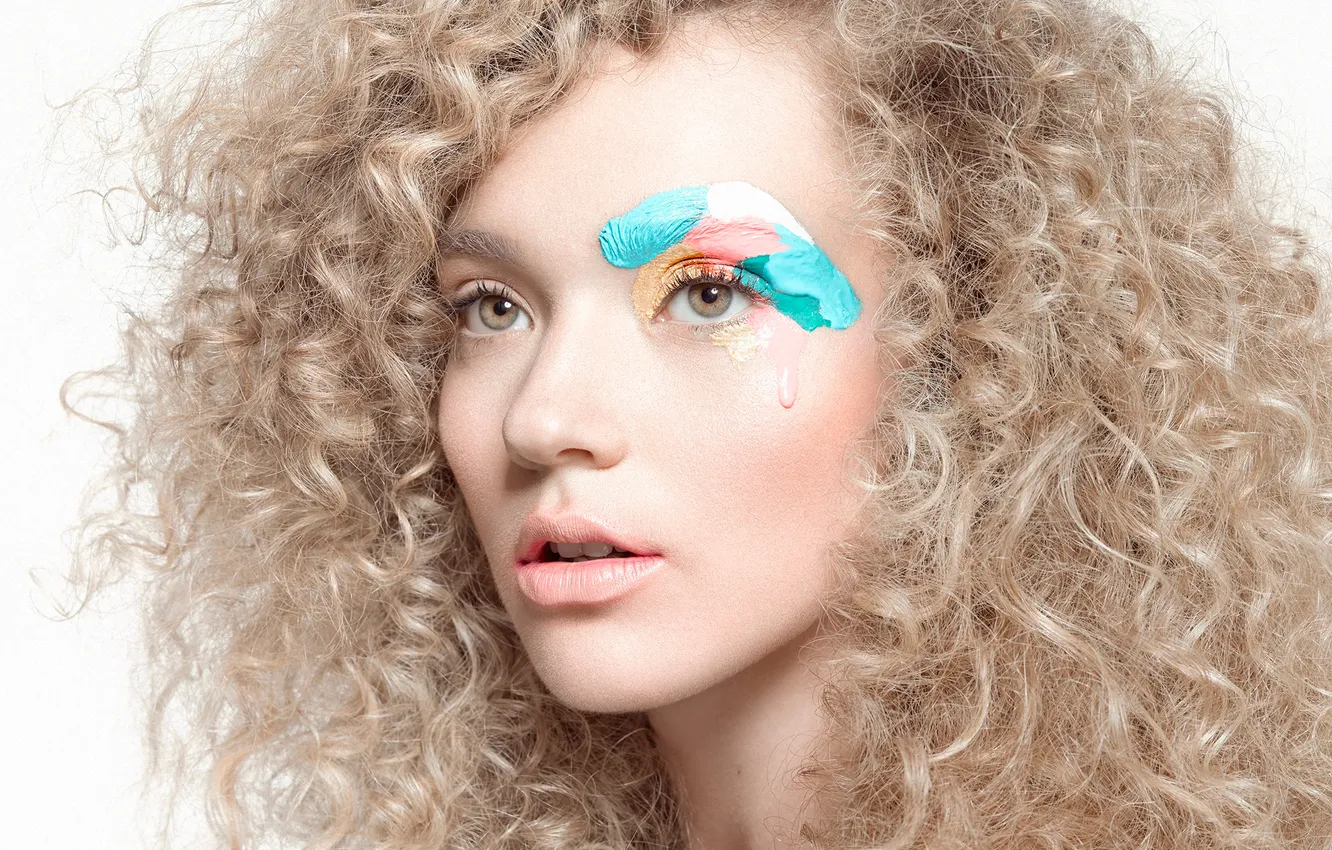 Photo wallpaper portrait, cosmetics, flower