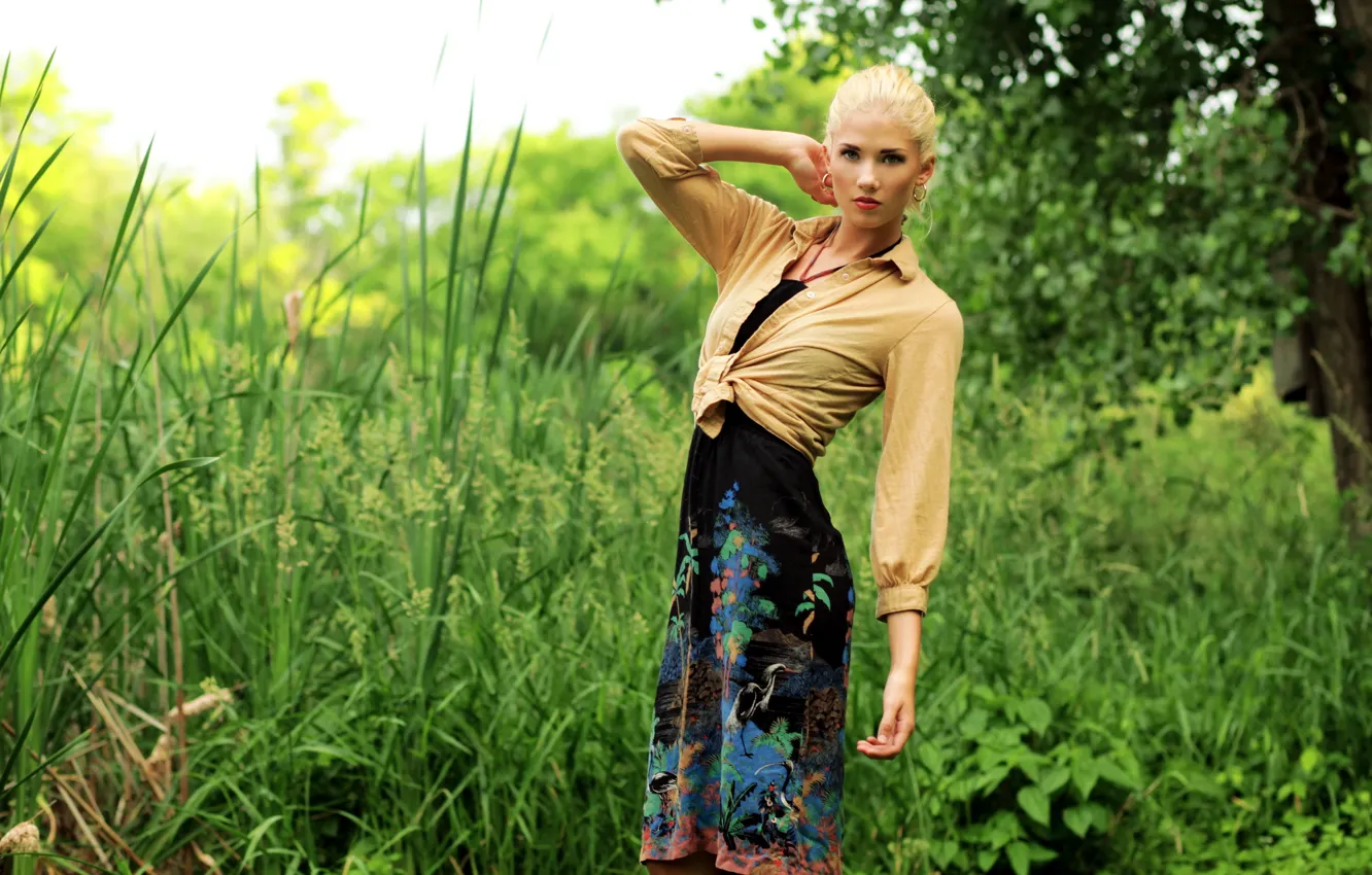 Photo wallpaper girl, nature, Berit Birkeland