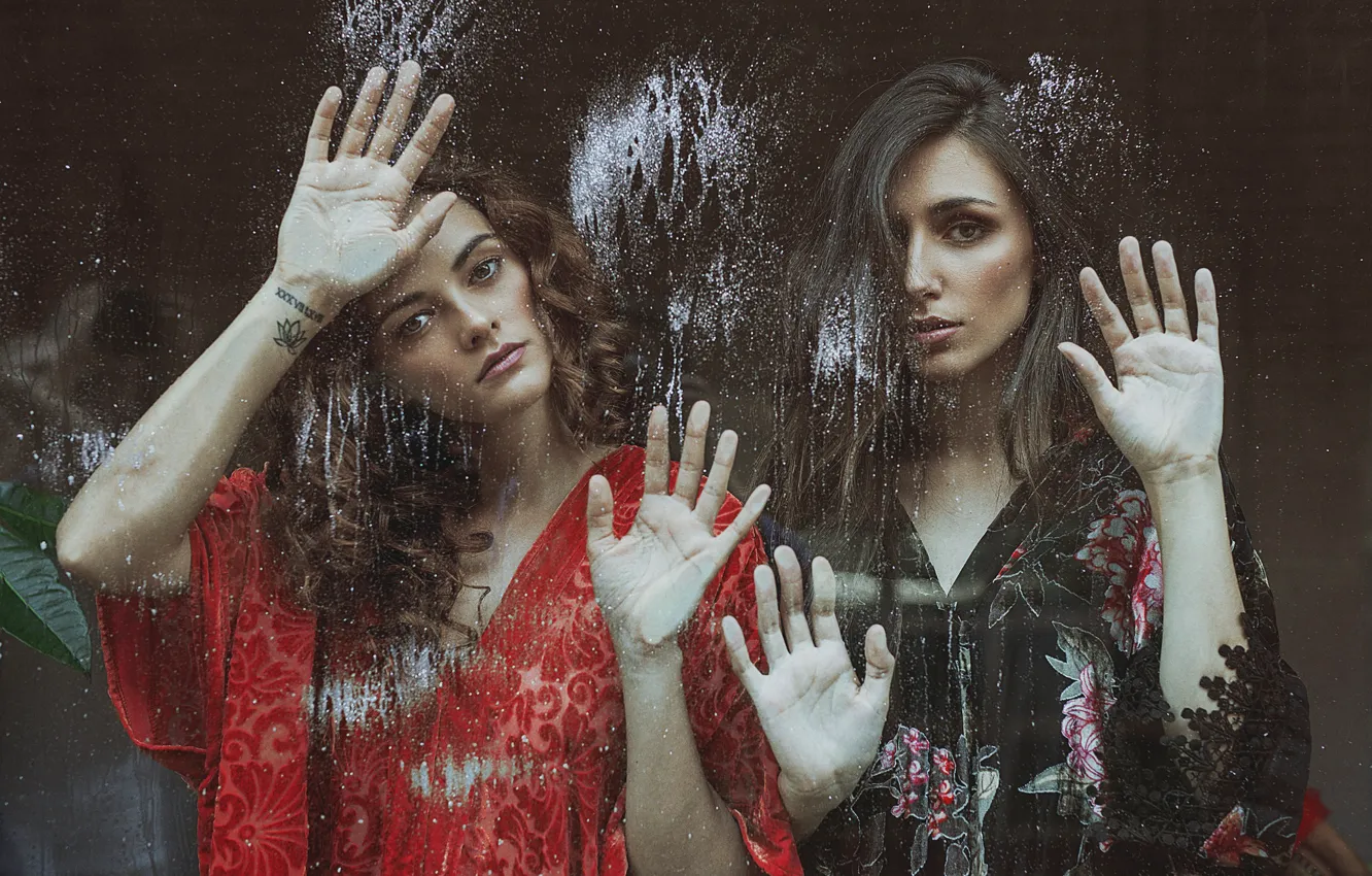 Photo wallpaper model, sadness, glass, face, girl