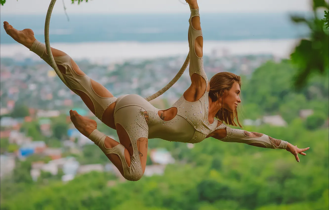 Photo wallpaper girl, landscape, nature, pose, model, makeup, figure, hairstyle