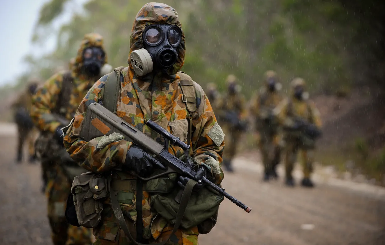 Photo wallpaper rain, soldiers, gas mask, camouflage, rifle, equipment, automatic, STEYR Aug