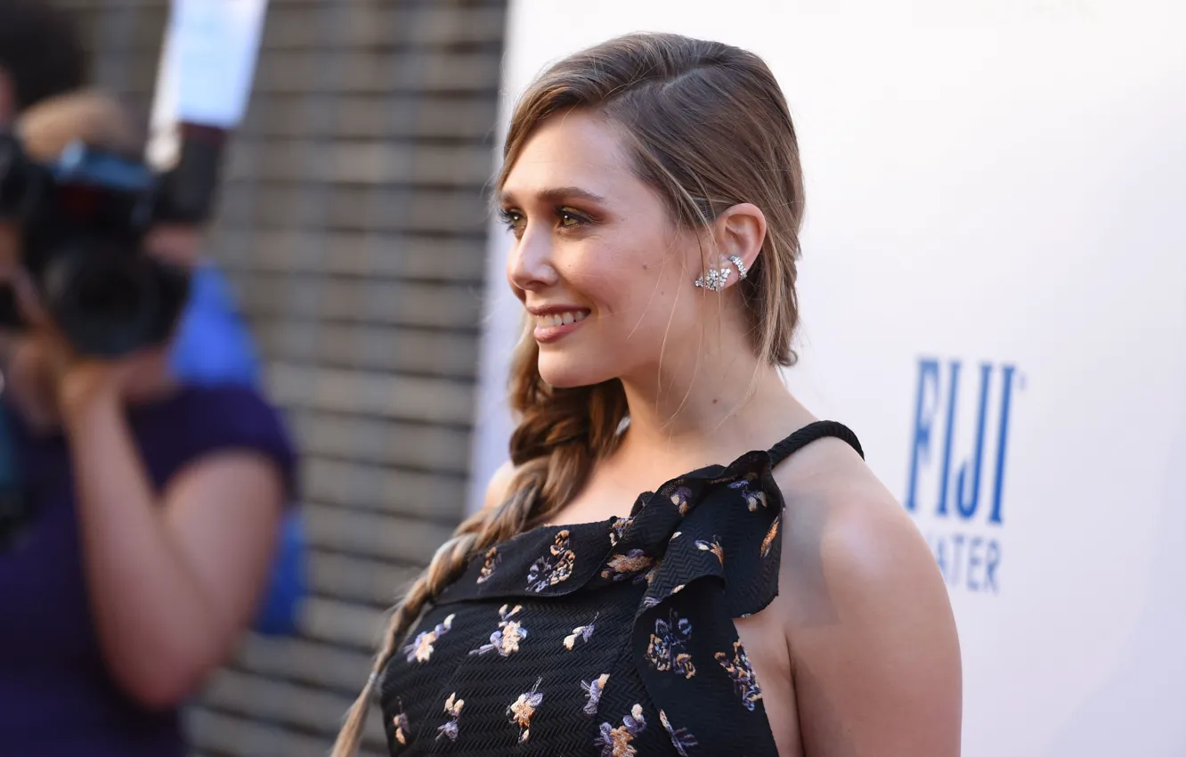 Photo wallpaper eyes, girl, smile, hair, earrings, dress, actress, the camera