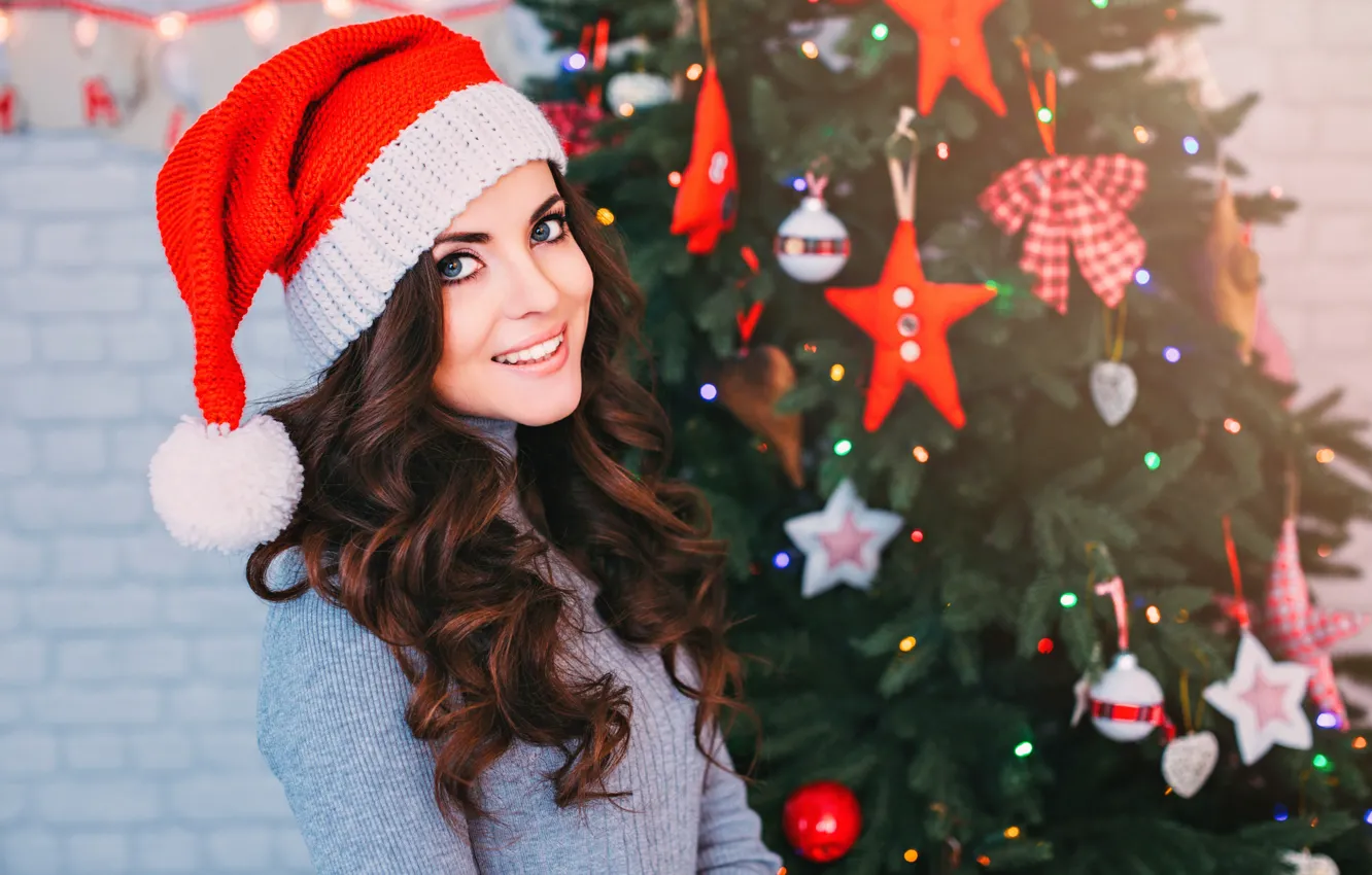 Photo wallpaper girl, decoration, smile, holiday, hat, toy, tree, new year