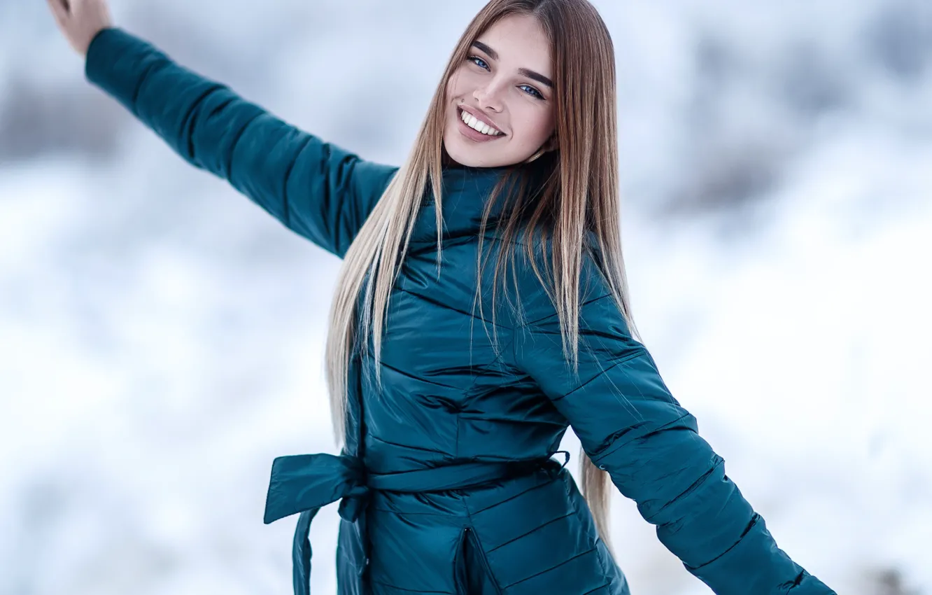 Photo wallpaper winter, look, girl, snow, pose, smile, hair, Sergey Sorokin