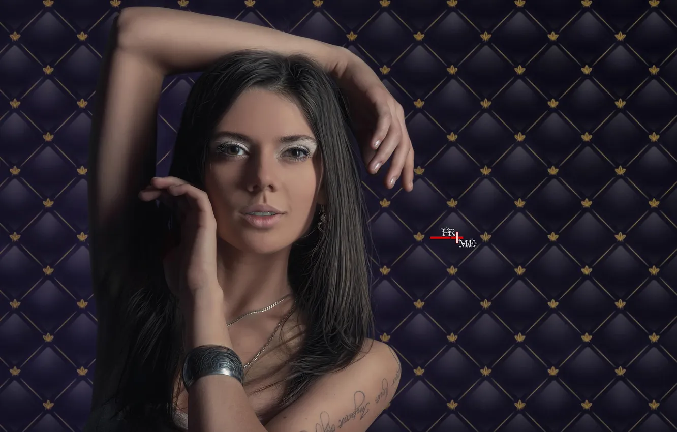 Photo wallpaper girl, sexy, tattoo, lips, photographer, fun, posing, face