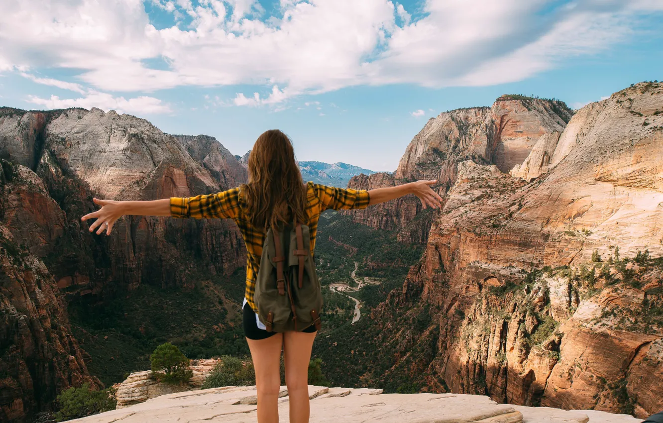 Photo wallpaper mountains, Girl, backpack