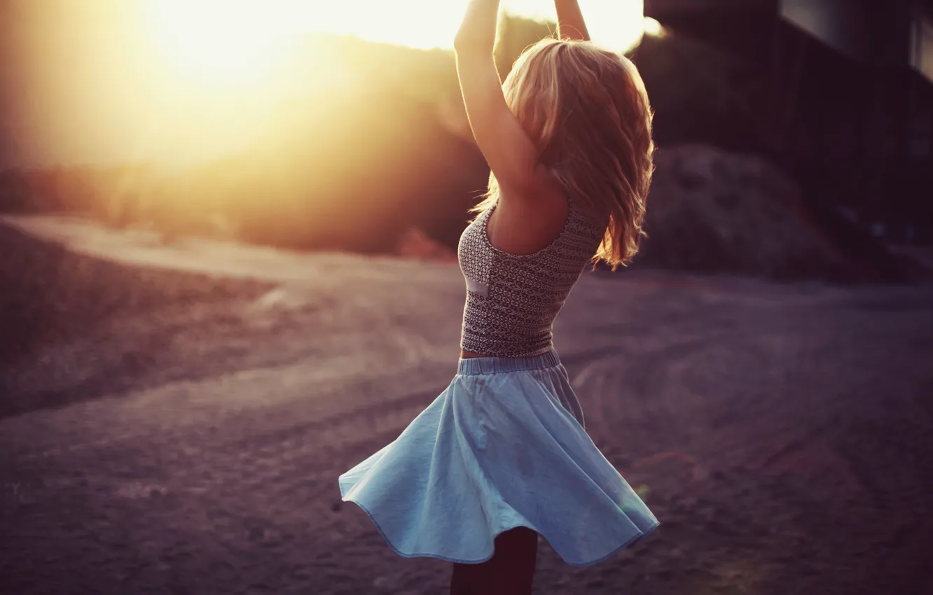 Photo wallpaper girl, skirt, spinning