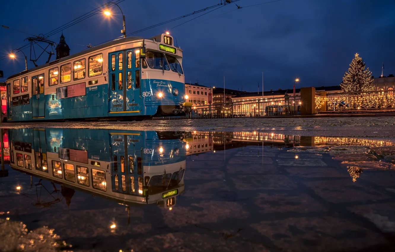 Photo wallpaper lights, the evening, tram, Sweden, Gothenburg