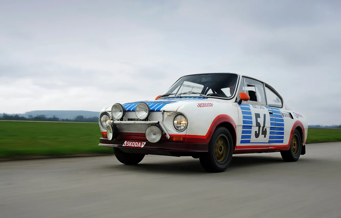 Photo wallpaper asphalt, lawn, coupe, rally, Skoda, Skoda, 130 RS