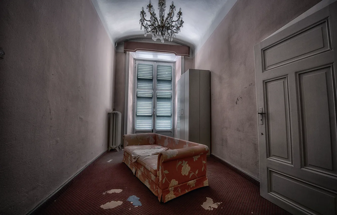 Photo wallpaper room, sofa, the door