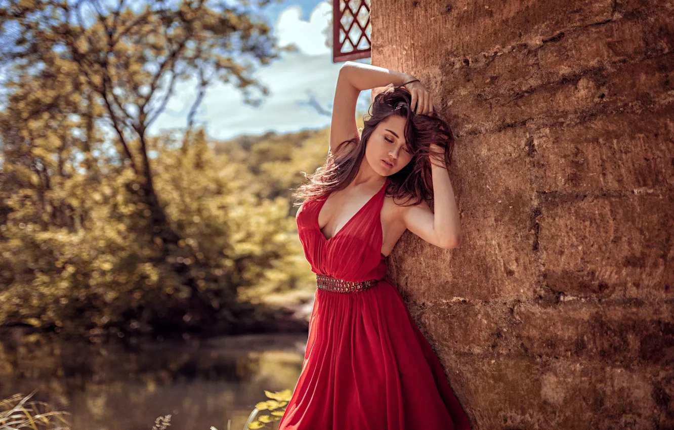 Photo wallpaper the sun, trees, sexy, pose, pond, model, portrait, makeup